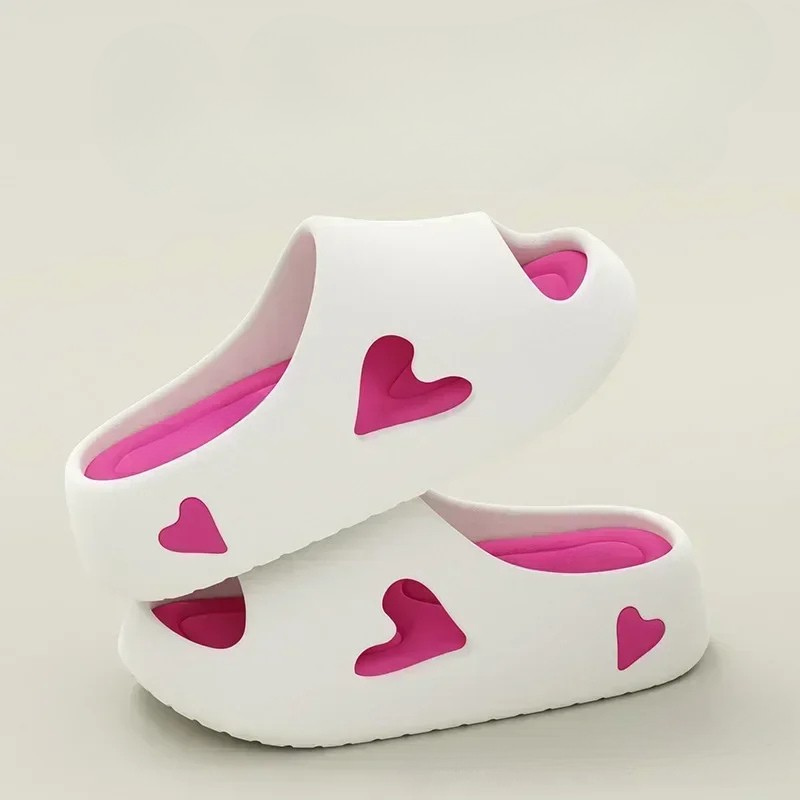 Freja | Skybløde Flip Flops med Legende Hjerteform