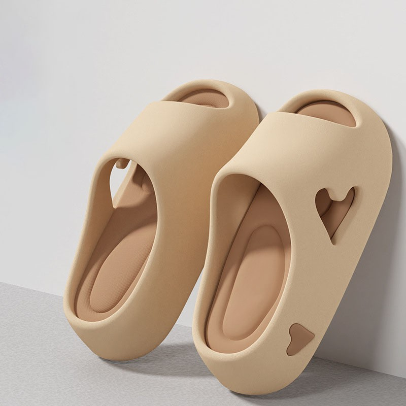 Freja | Skybløde Flip Flops med Legende Hjerteform