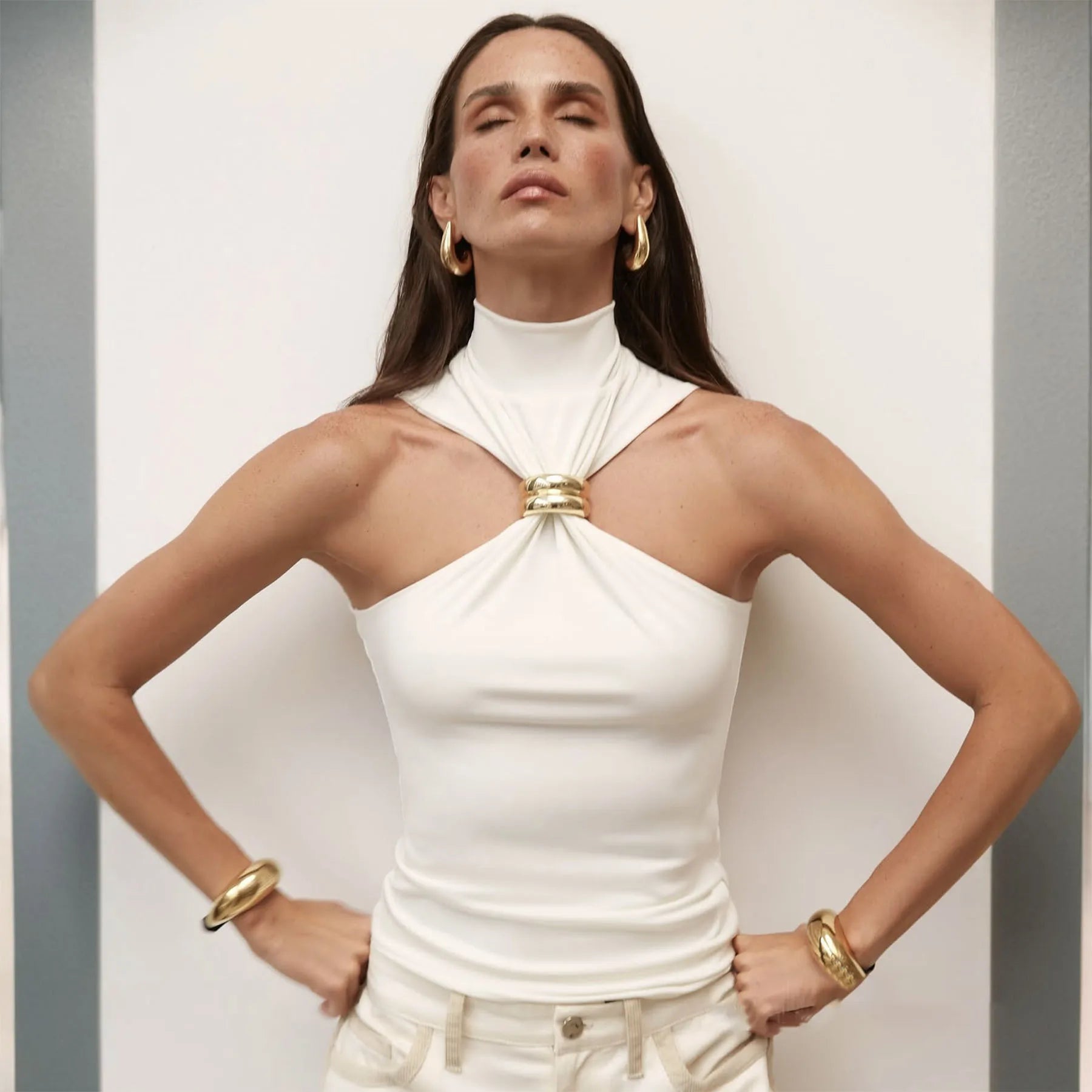Brianna | Chic Top med Guld Detalje