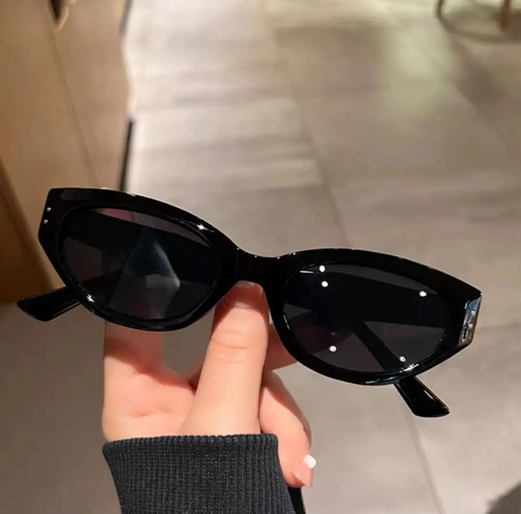 Gia | Elegant & Kantet
