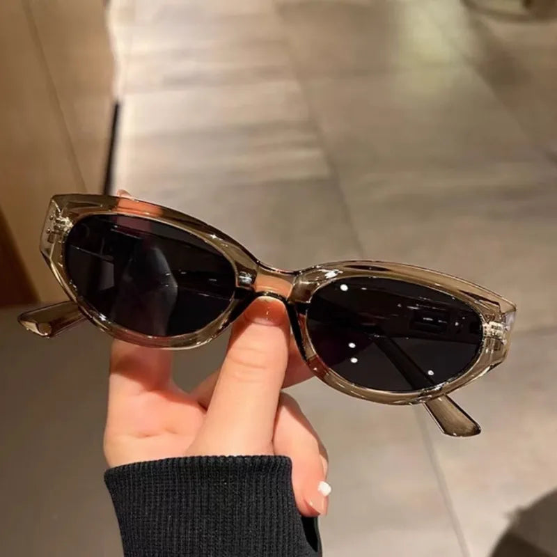 Gia | Elegant & Kantet