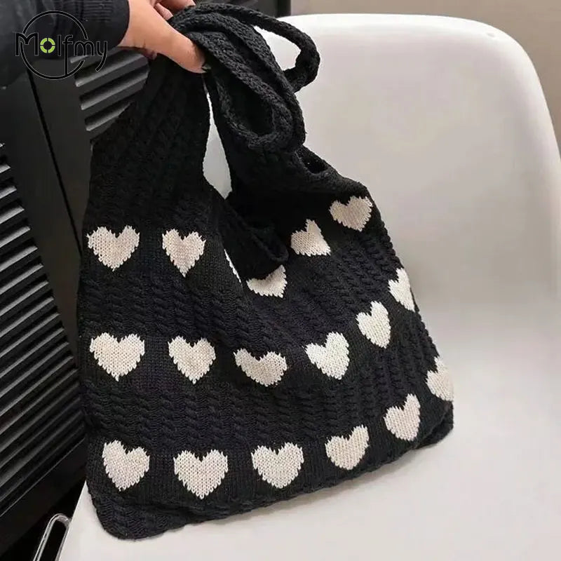 Amara ™ | Moderne tas med hjerteprint