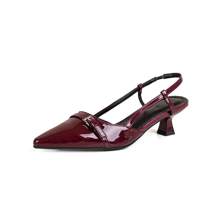 Akira | Spidse Sandaler med Elegant Hæl