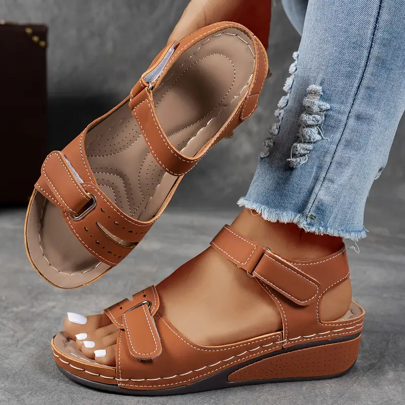 Netta | Sandaler med kilehæl