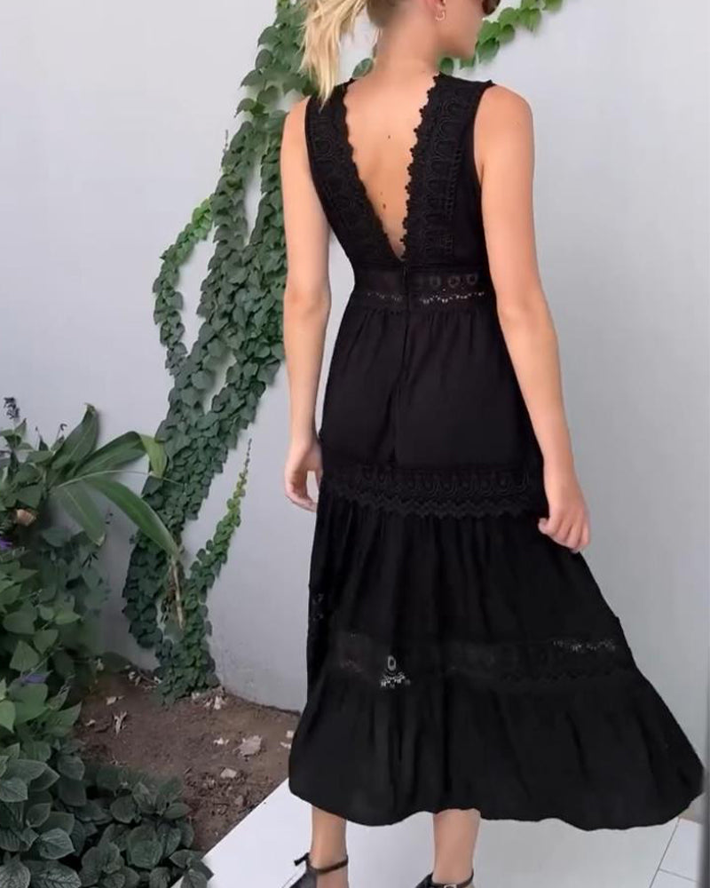 LIVA™ | Ærmeløs midi-kjole i boho-stil med blondedetaljer