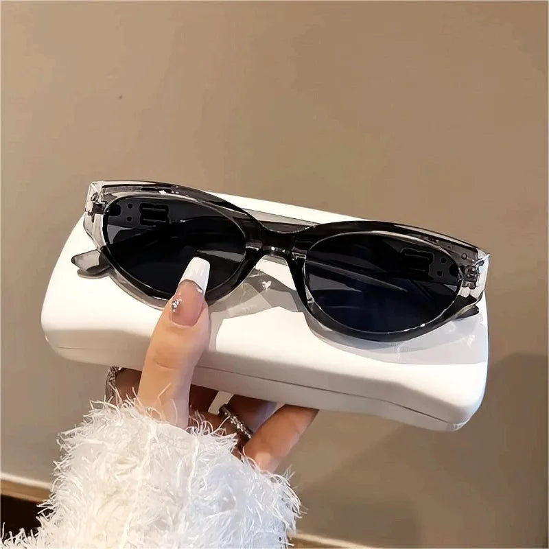 Gia | Elegant & Kantet