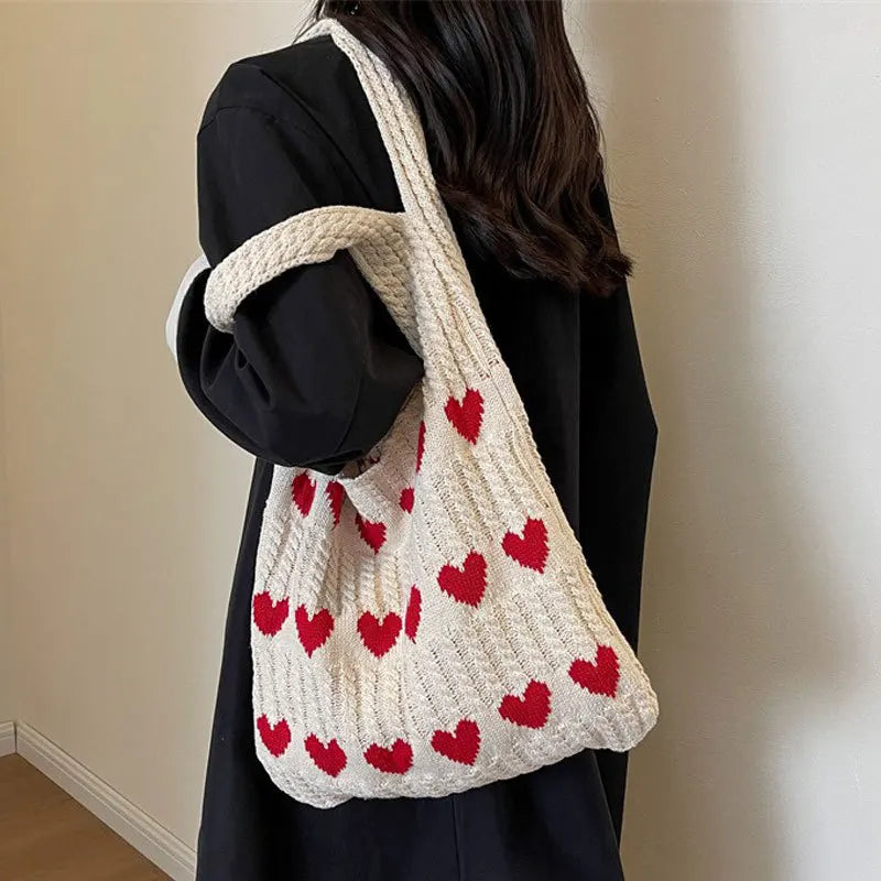 Amara ™ | Moderne tas med hjerteprint