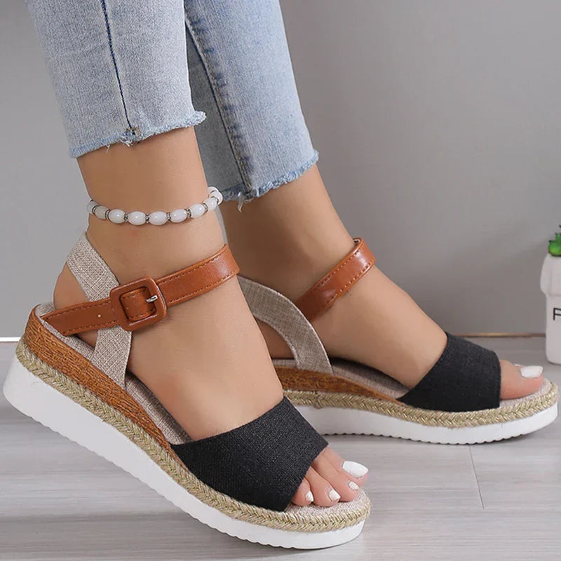 Beverly | Letvægt Kilehæle med Elegant Look