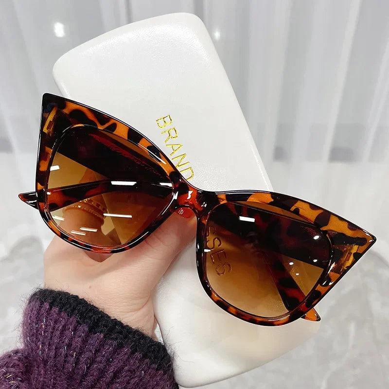 Oasis | Oversized Cat-Eye Solbriller